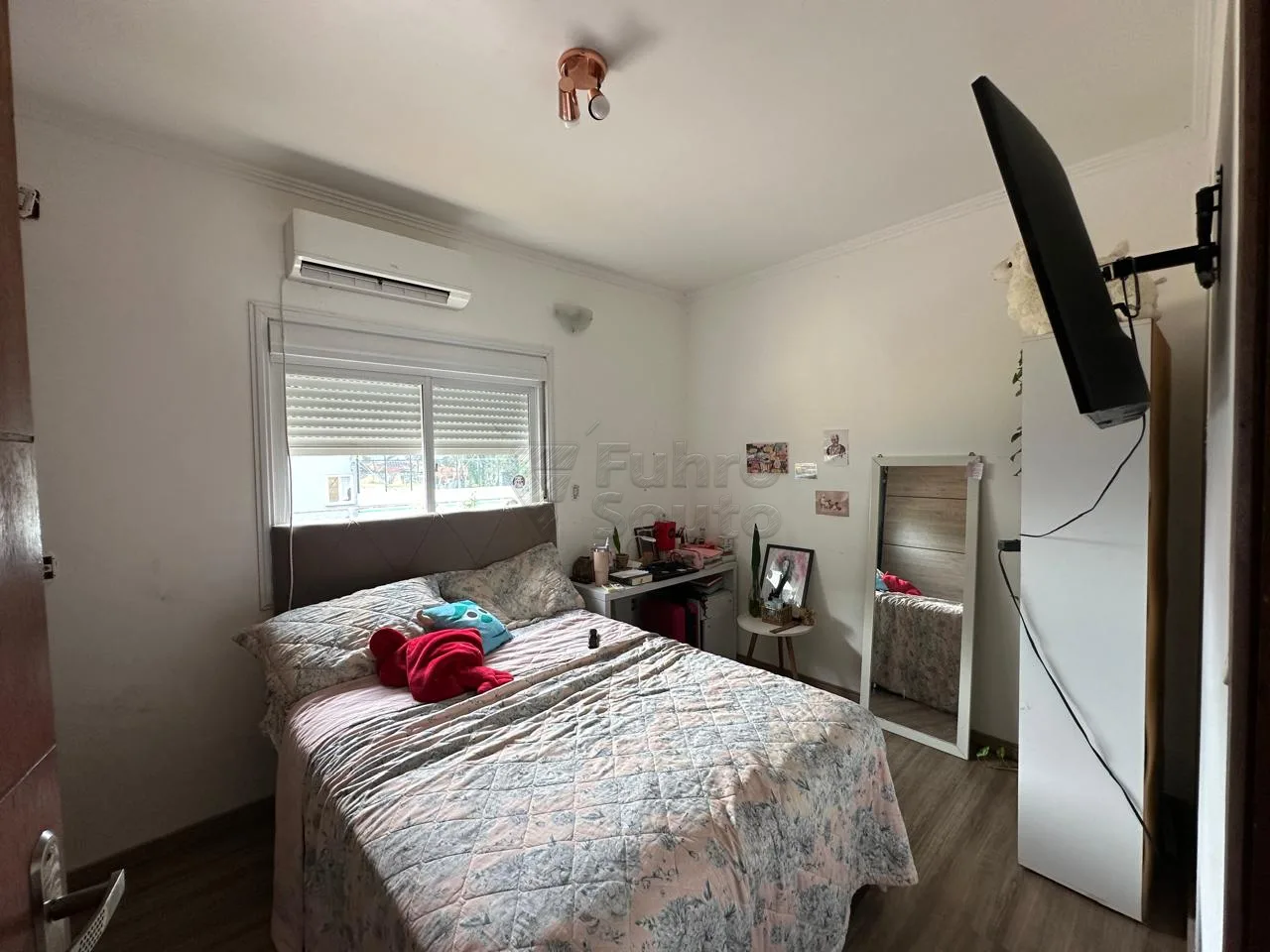 Comprar Comercial / Pr&eacute;dio em Pelotas R$ 1.970.000,00 - Foto 4