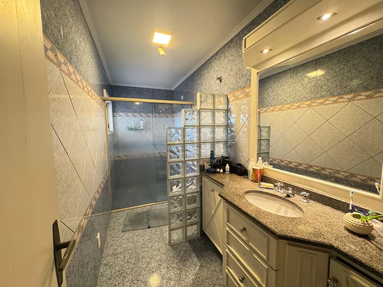 Comprar Casa / Padr&atilde;o em Pelotas R$ 1.400.000,00 - Foto 10