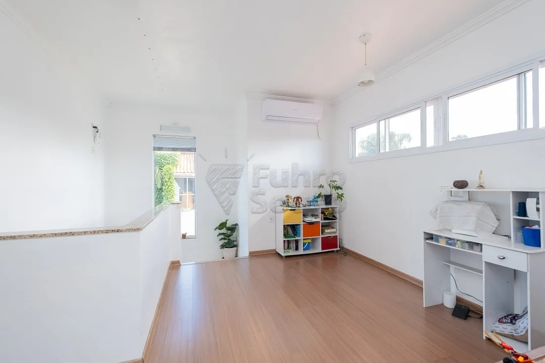 Comprar Casa / Padr&atilde;o em Pelotas R$ 748.000,00 - Foto 16