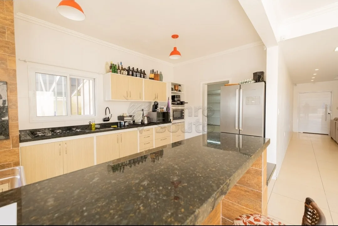 Comprar Casa / Padr&atilde;o em Pelotas R$ 748.000,00 - Foto 5