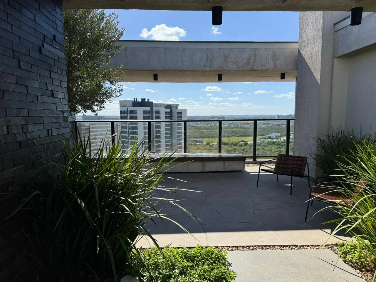 Comprar Apartamento / Padr&atilde;o em Pelotas R$ 970.000,00 - Foto 11