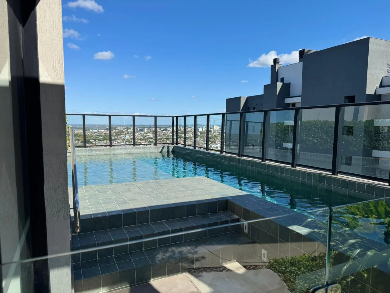 Comprar Apartamento / Padr&atilde;o em Pelotas R$ 970.000,00 - Foto 13