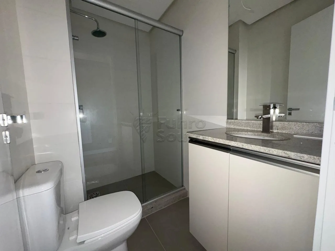 Comprar Apartamento / Padr&atilde;o em Pelotas R$ 970.000,00 - Foto 8