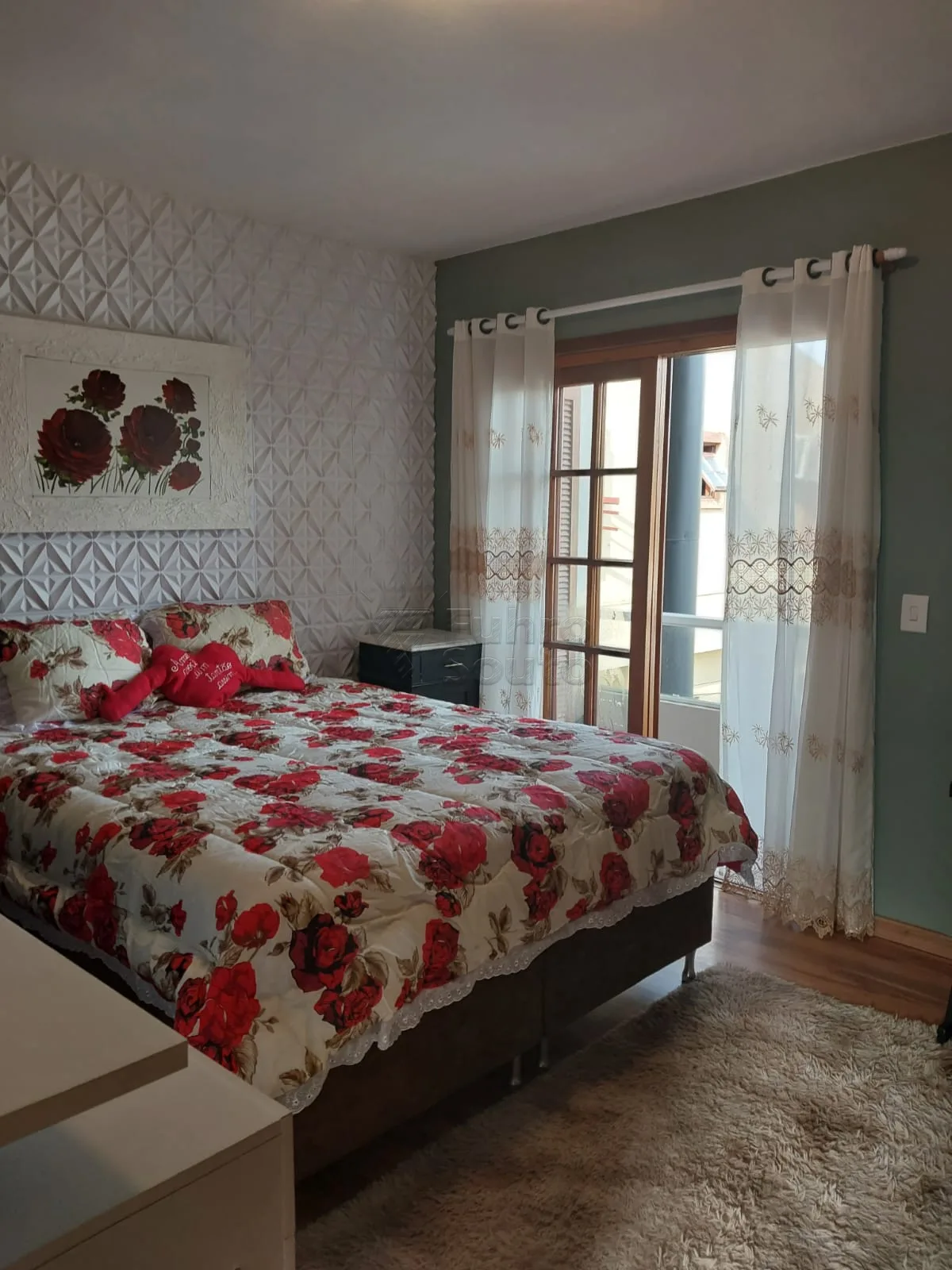 Comprar Casa / Padr&atilde;o em Pelotas R$ 690.000,00 - Foto 6