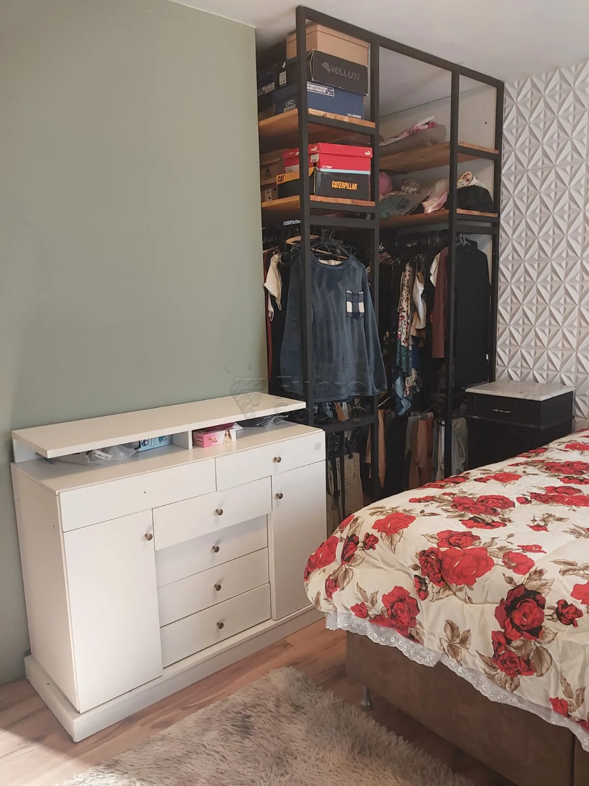 Comprar Casa / Padr&atilde;o em Pelotas R$ 690.000,00 - Foto 7