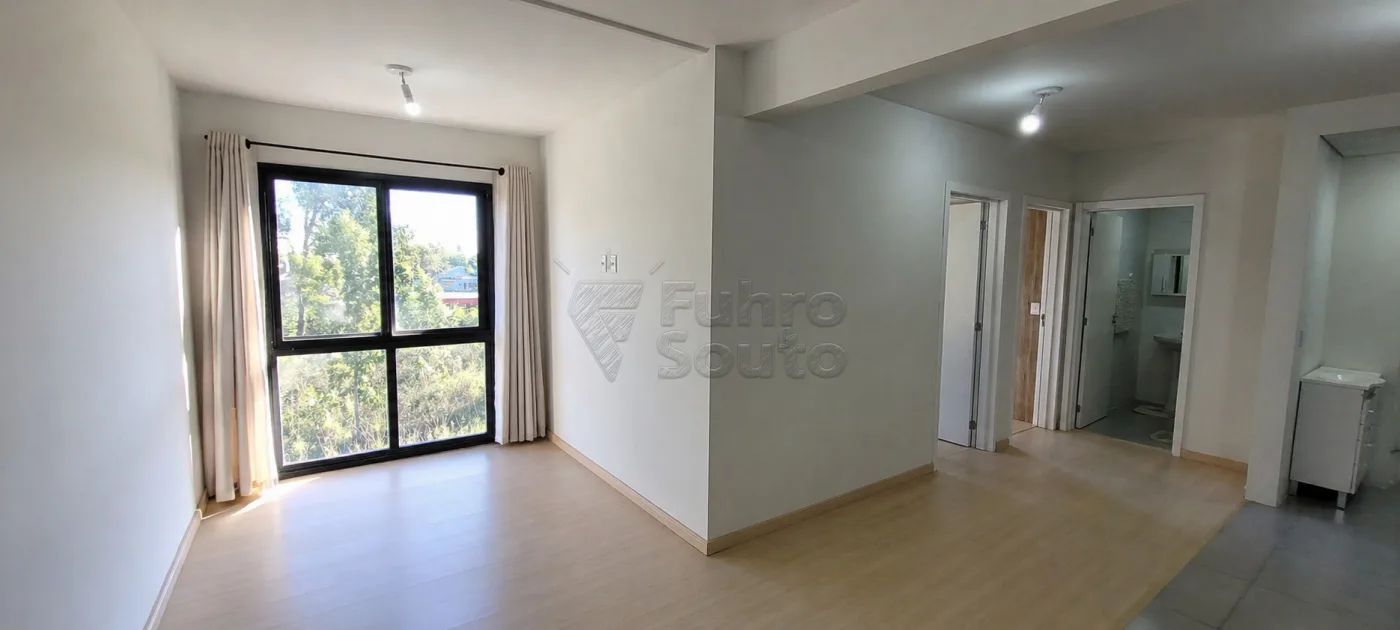 Comprar Apartamento / Padr&atilde;o em Pelotas R$ 299.000,00 - Foto 1