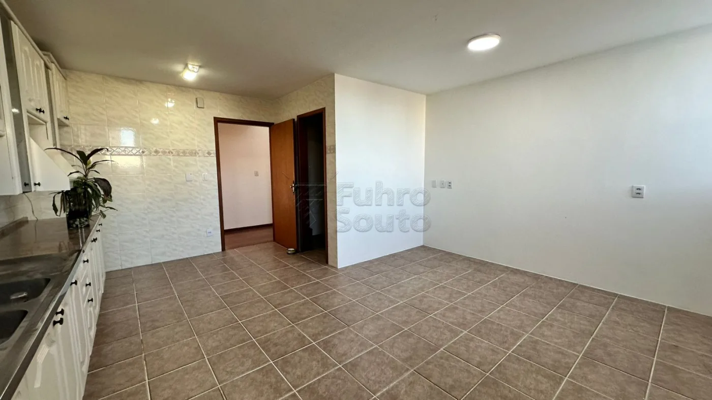 Comprar Apartamento / Fora de Condom&iacute;nio em Pelotas R$ 590.000,00 - Foto 5