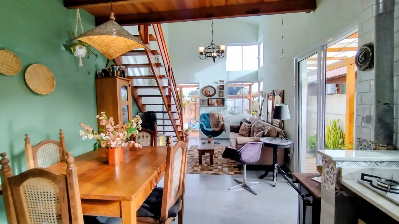 Comprar Casa / Padr&atilde;o em Pelotas R$ 510.000,00 - Foto 3