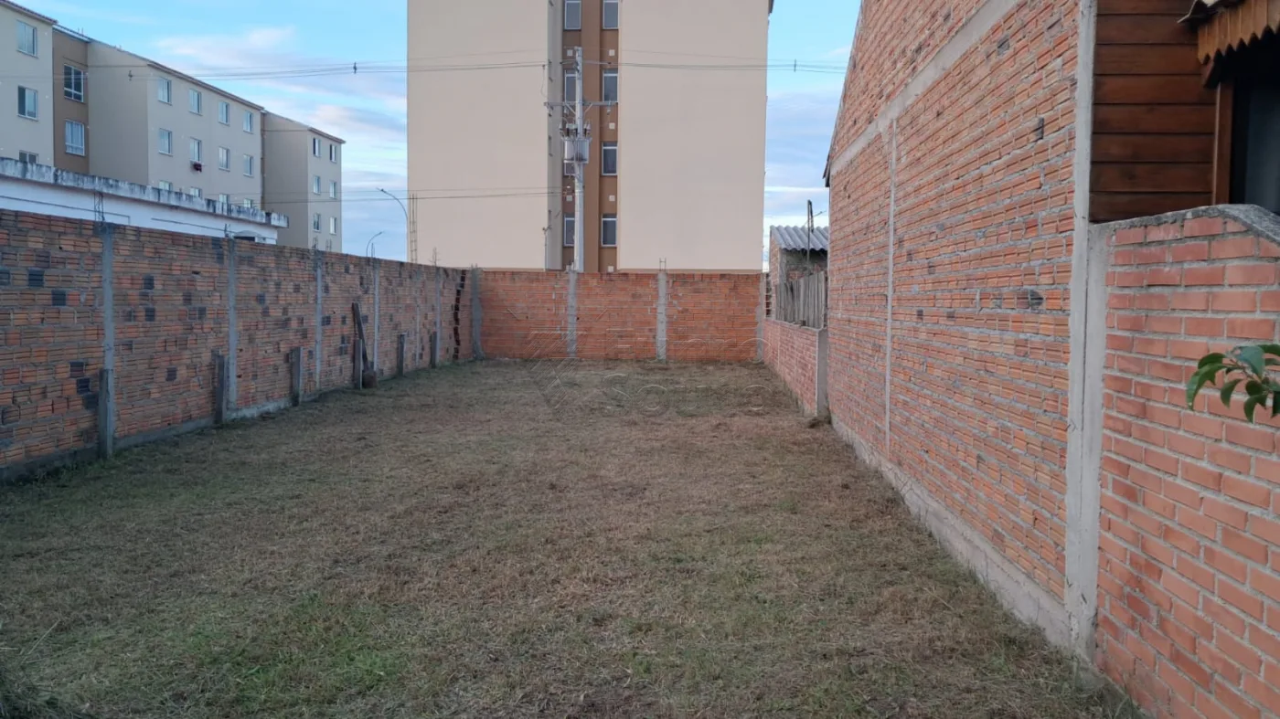 Comprar Terreno / Padr&atilde;o em Pelotas R$ 120.000,00 - Foto 1
