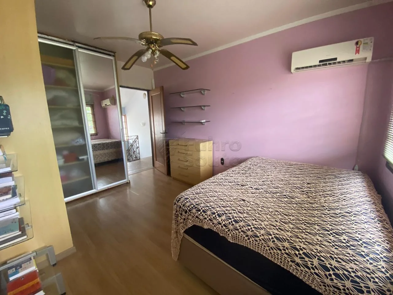 Comprar Casa / Padr&atilde;o em Pelotas R$ 1.920.000,00 - Foto 8