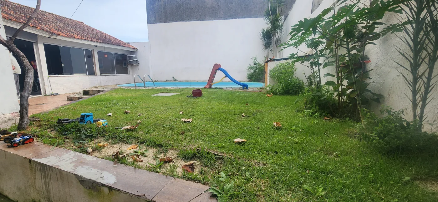 Comprar Casa / Padr&atilde;o em Pelotas R$ 820.000,00 - Foto 9