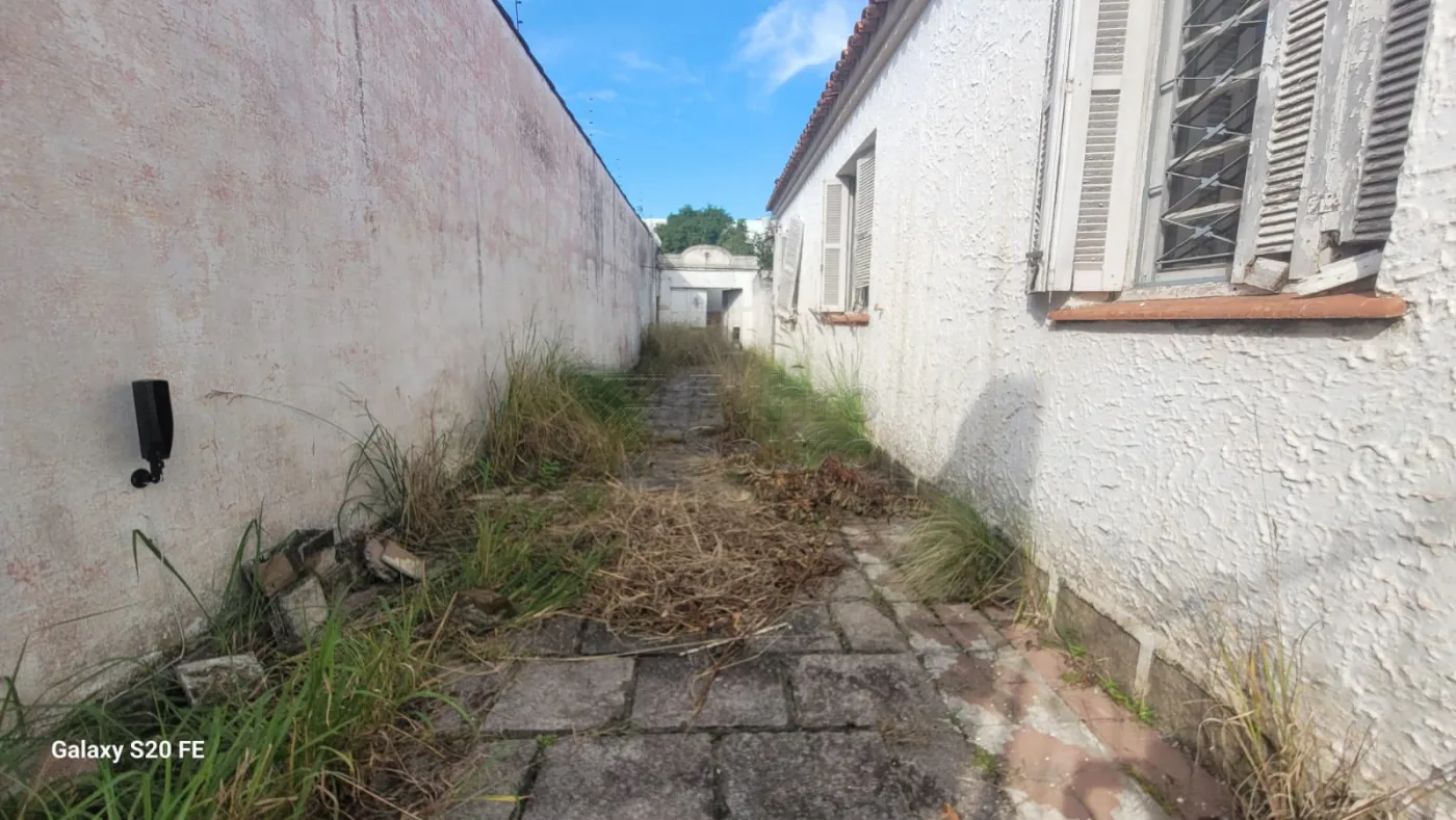 Comprar Casa / Padr&atilde;o em Pelotas R$ 750.000,00 - Foto 9