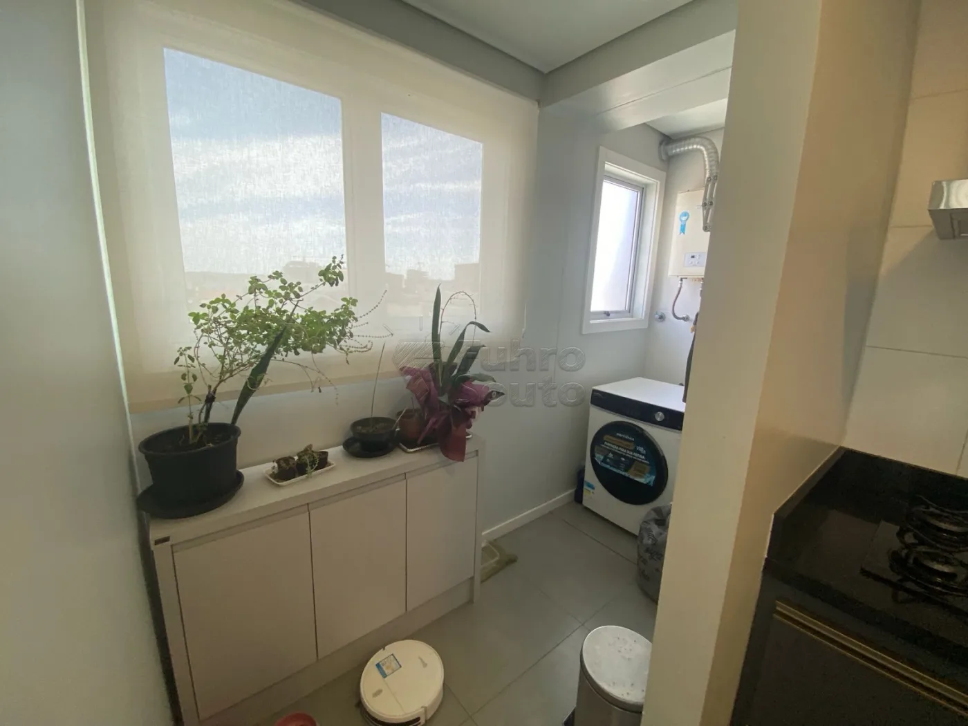 Comprar Apartamento / Padr&atilde;o em Pelotas R$ 690.000,00 - Foto 9