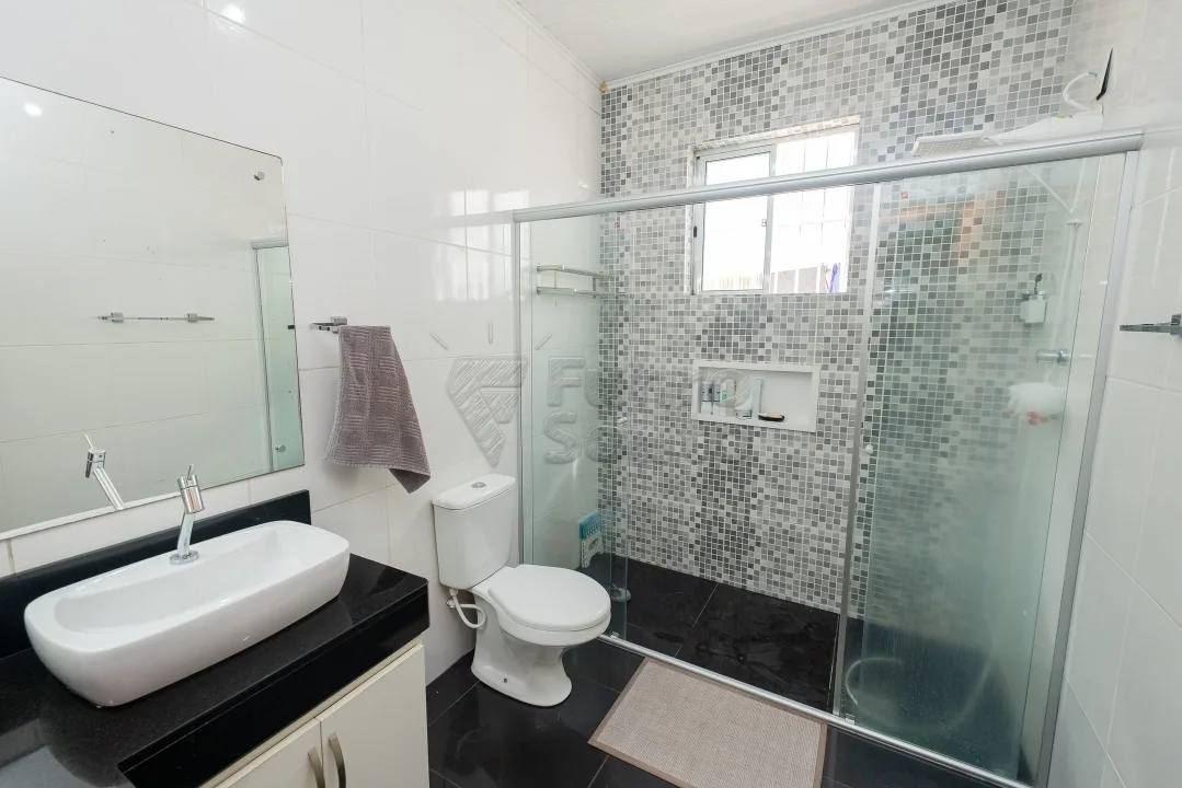 Comprar Casa / Padr&atilde;o em Pelotas R$ 425.000,00 - Foto 22