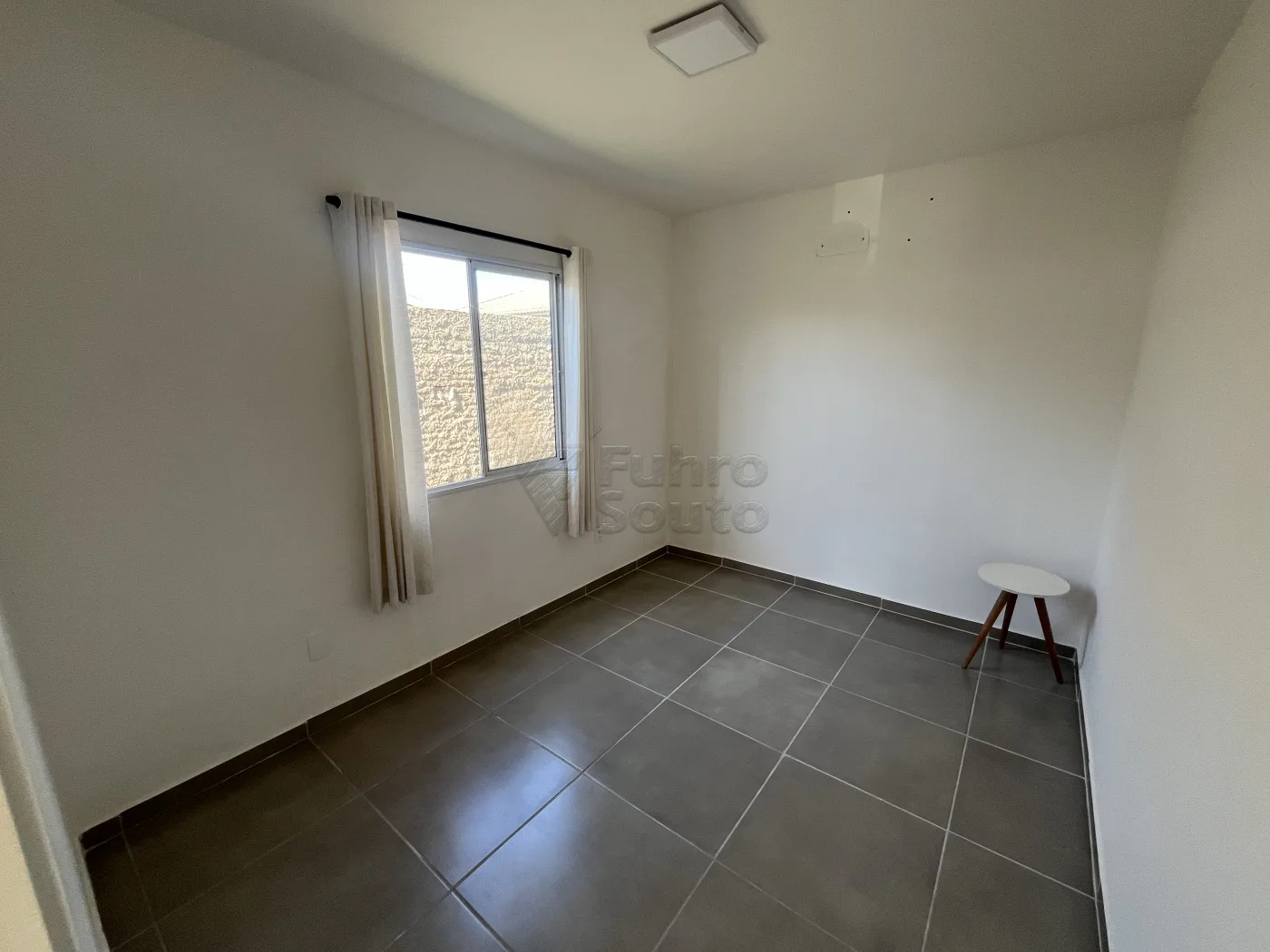 Comprar Casa / Condom&iacute;nio em Pelotas R$ 228.900,00 - Foto 3