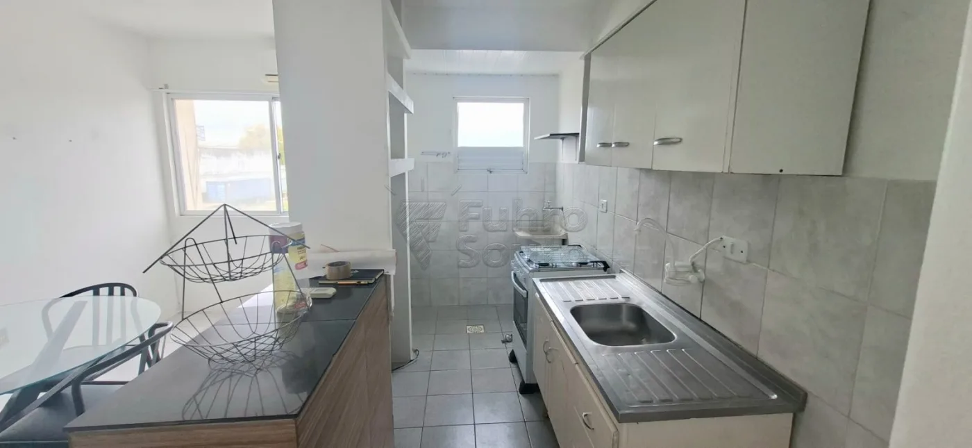 Comprar Apartamento / Padr&atilde;o em Pelotas R$ 155.000,00 - Foto 6
