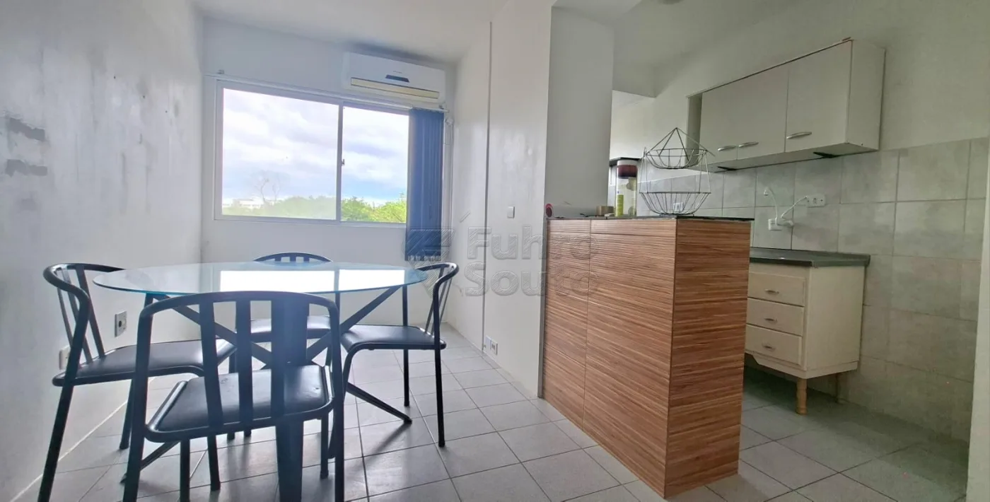 Comprar Apartamento / Padr&atilde;o em Pelotas R$ 155.000,00 - Foto 5