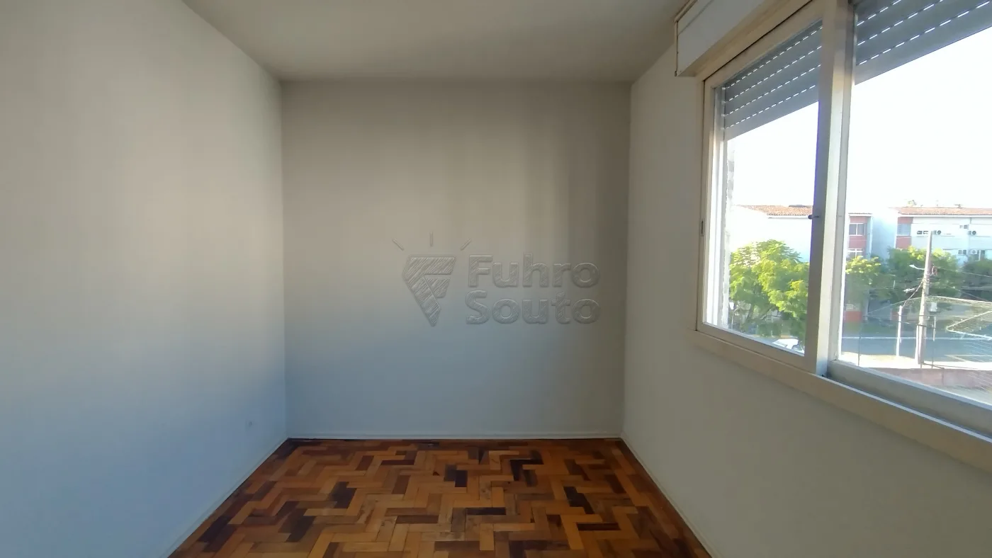 Comprar Apartamento / Padr&atilde;o em Pelotas R$ 175.000,00 - Foto 7