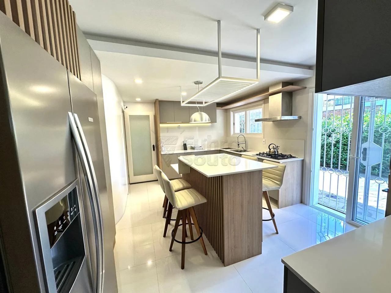 Comprar Casa / Padr&atilde;o em Pelotas R$ 2.850.000,00 - Foto 7