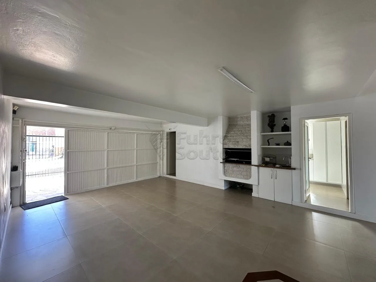 Comprar Casa / Padr&atilde;o em Pelotas R$ 2.850.000,00 - Foto 8