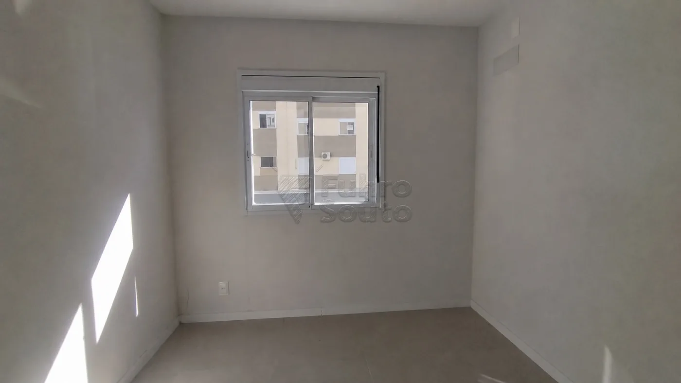 Comprar Apartamento / Padr&atilde;o em Pelotas R$ 210.000,00 - Foto 7
