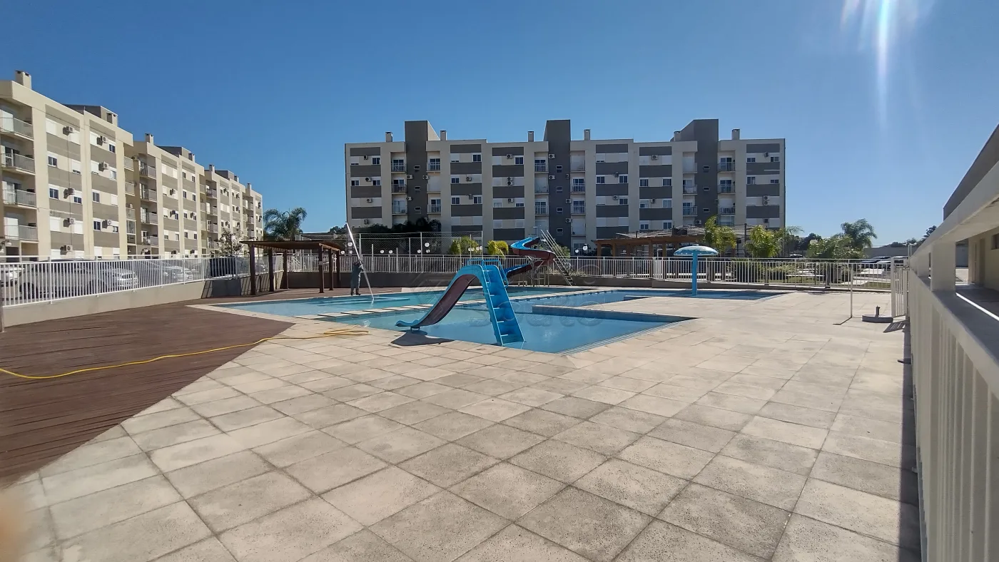 Comprar Apartamento / Padr&atilde;o em Pelotas R$ 210.000,00 - Foto 19