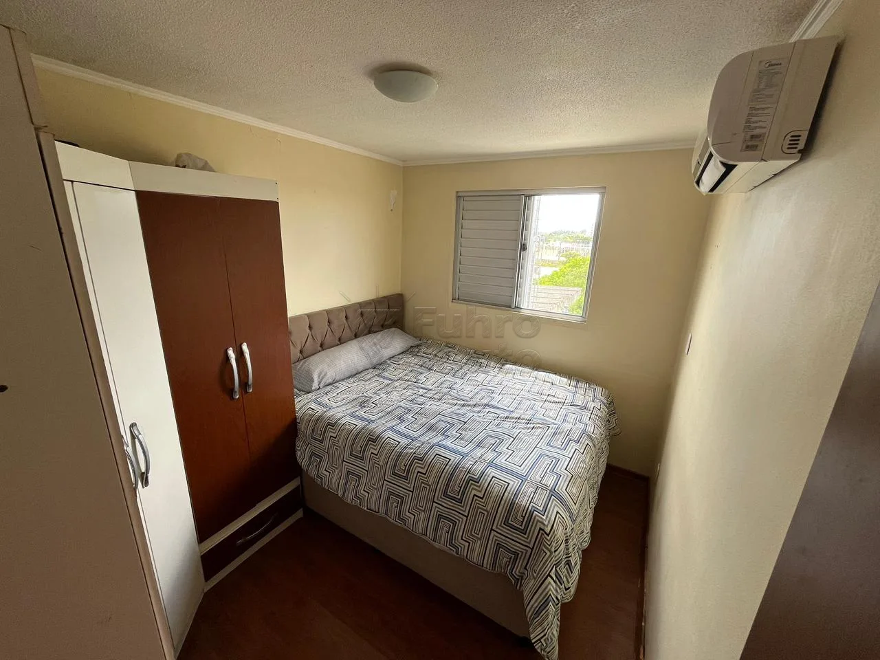 Comprar Apartamento / Padr&atilde;o em Pelotas R$ 148.900,00 - Foto 4