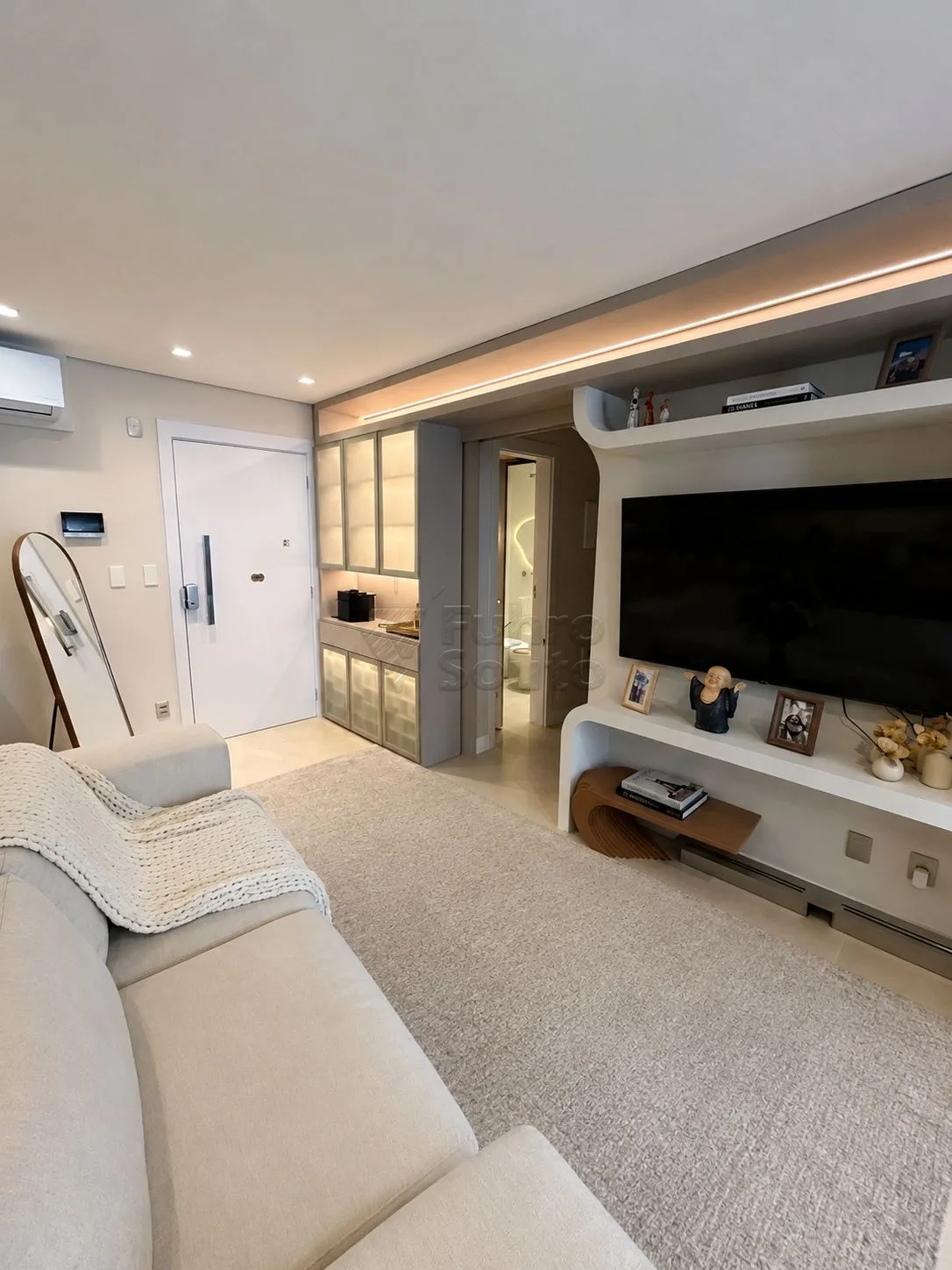 Comprar Apartamento / Padr&atilde;o em Pelotas R$ 999.999,00 - Foto 5