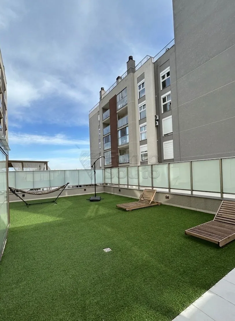 Comprar Apartamento / Padr&atilde;o em Pelotas R$ 999.999,00 - Foto 11