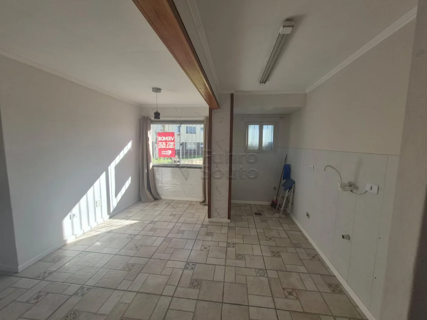 Comprar Apartamento / Padr&atilde;o em Pelotas R$ 165.000,00 - Foto 1