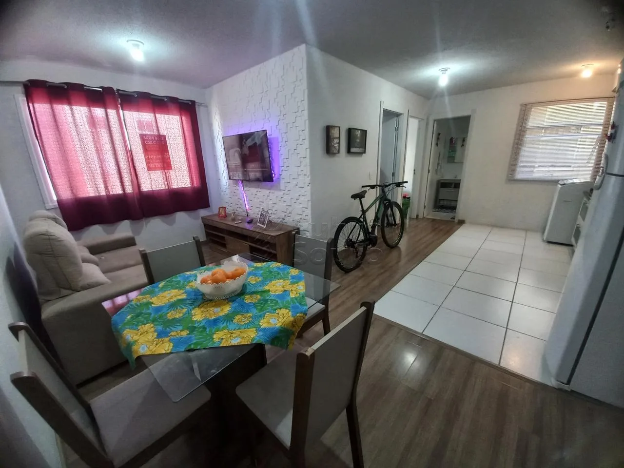 Comprar Apartamento / Padr&atilde;o em Pelotas R$ 164.300,00 - Foto 2