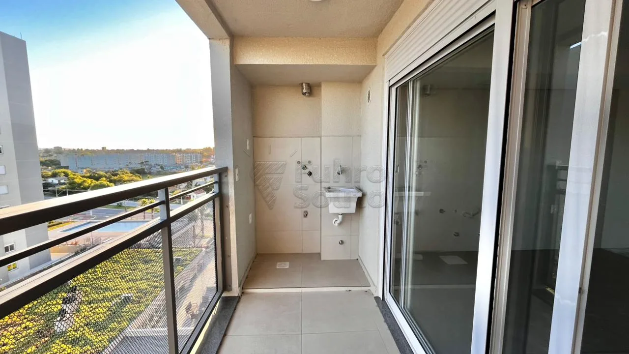 Comprar Apartamento / Padr&atilde;o em Pelotas R$ 490.000,00 - Foto 13