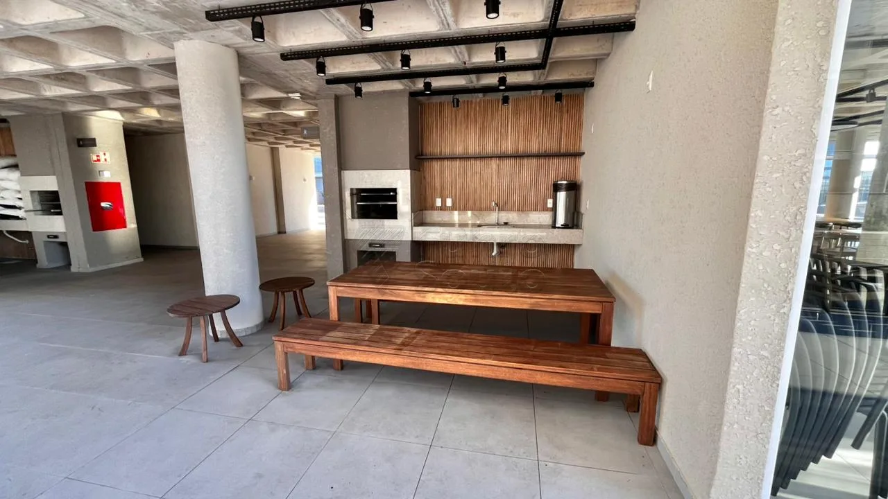 Comprar Apartamento / Padr&atilde;o em Pelotas R$ 320.000,00 - Foto 10