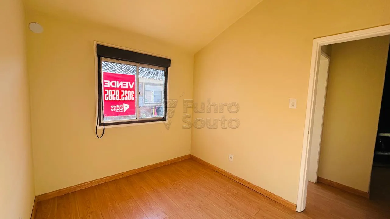 Comprar Apartamento / Padr&atilde;o em Pelotas R$ 190.000,00 - Foto 1