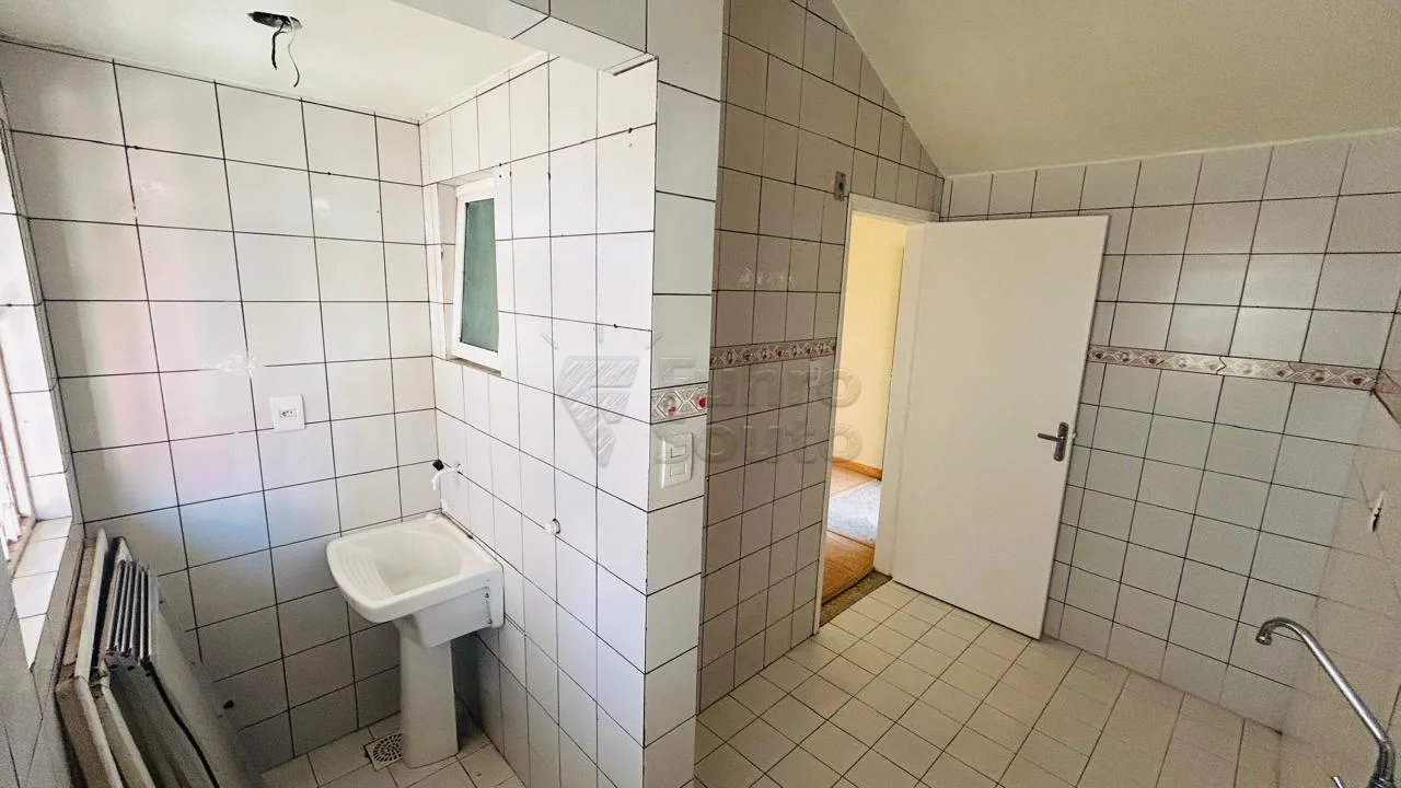 Comprar Apartamento / Padr&atilde;o em Pelotas R$ 190.000,00 - Foto 3