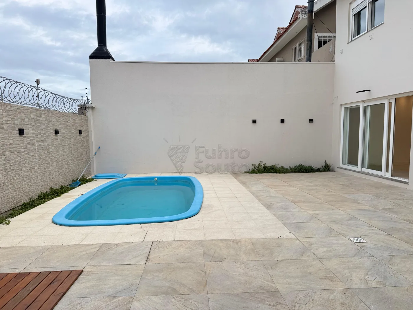 Comprar Casa / Condom&iacute;nio em Pelotas R$ 1.800.000,00 - Foto 8