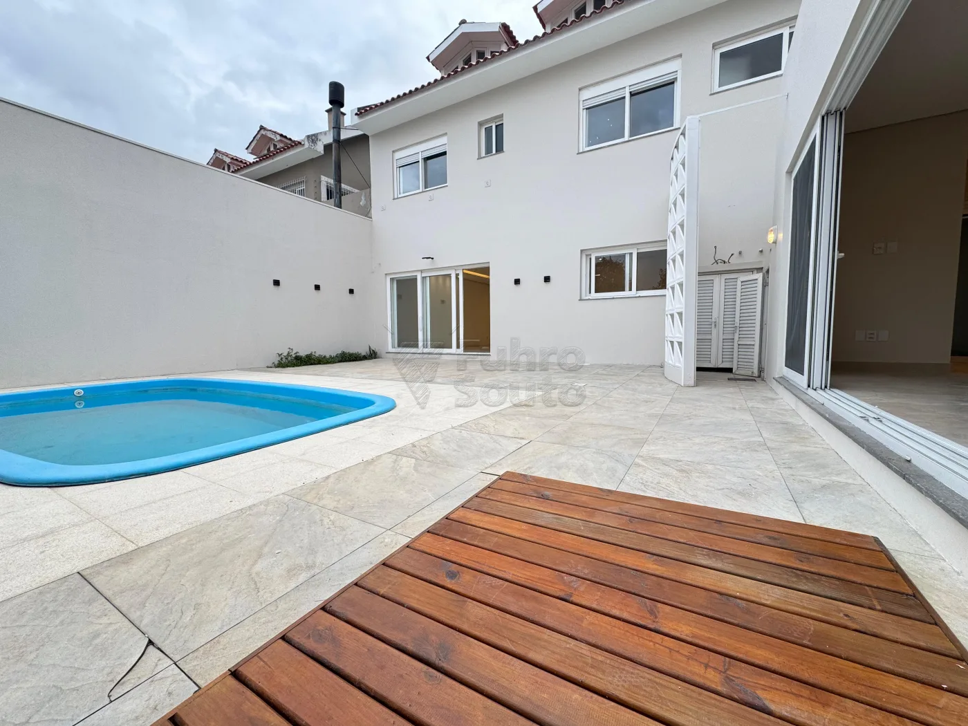 Comprar Casa / Condom&iacute;nio em Pelotas R$ 1.800.000,00 - Foto 9