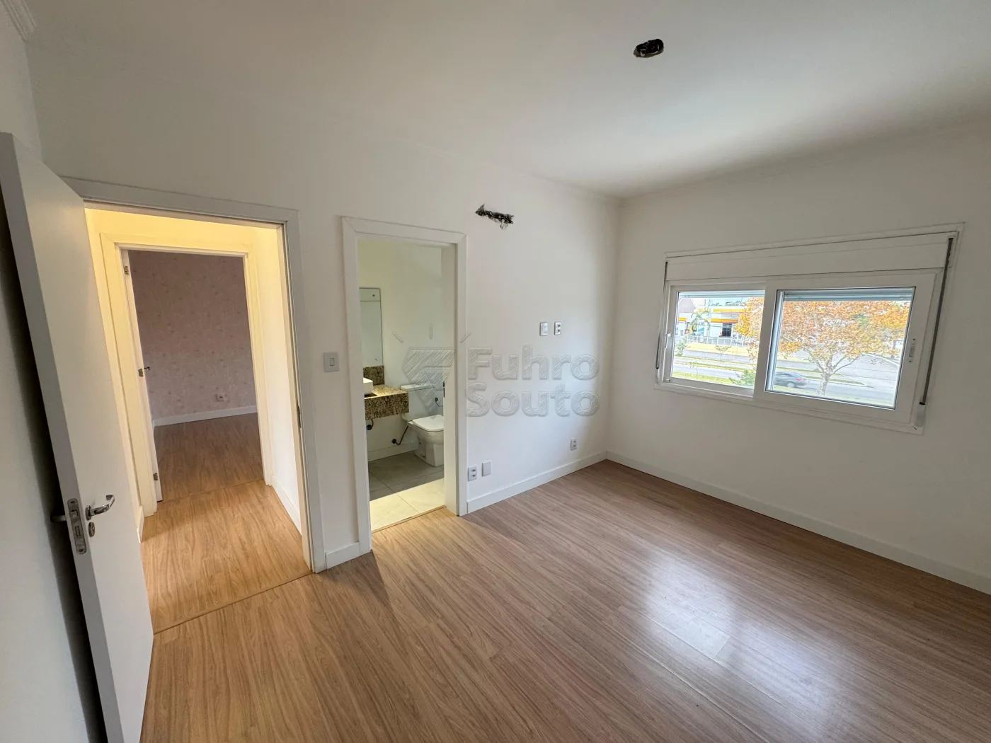 Comprar Casa / Condom&iacute;nio em Pelotas R$ 1.800.000,00 - Foto 16