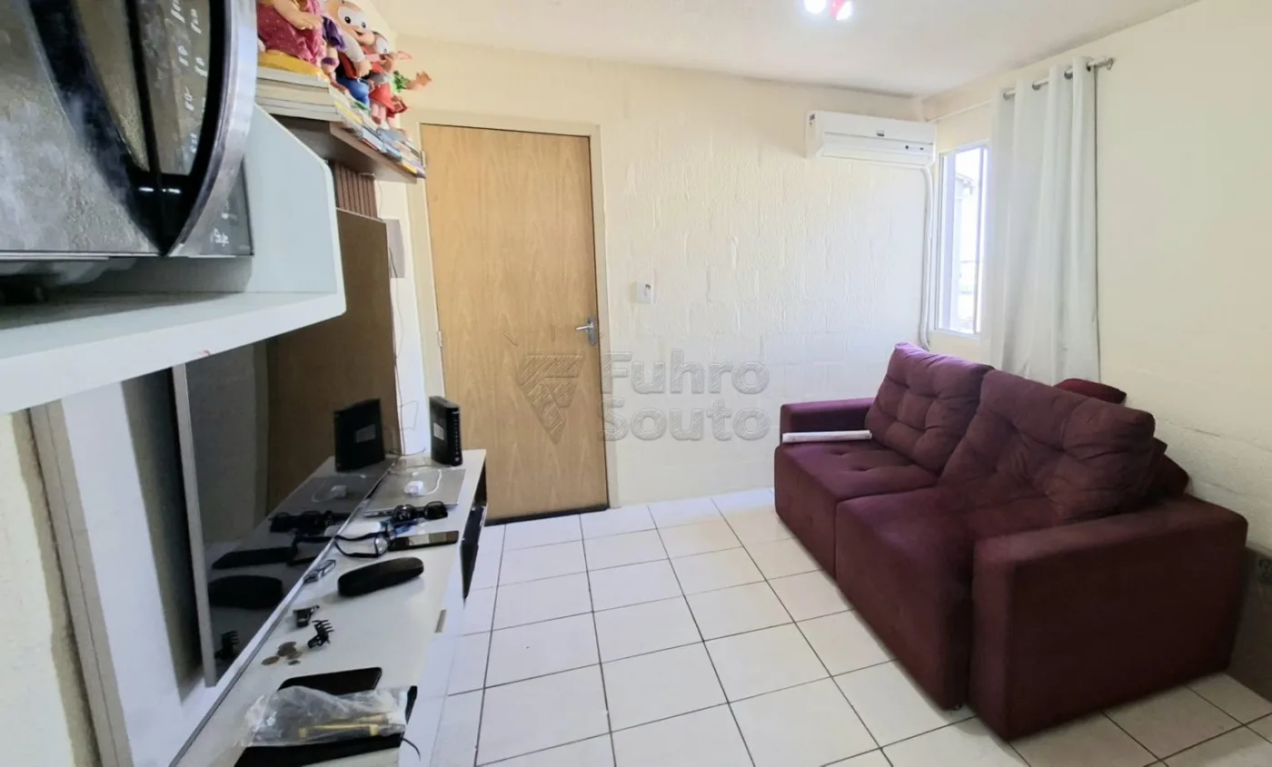 Comprar Apartamento / Padr&atilde;o em Pelotas R$ 130.000,00 - Foto 1