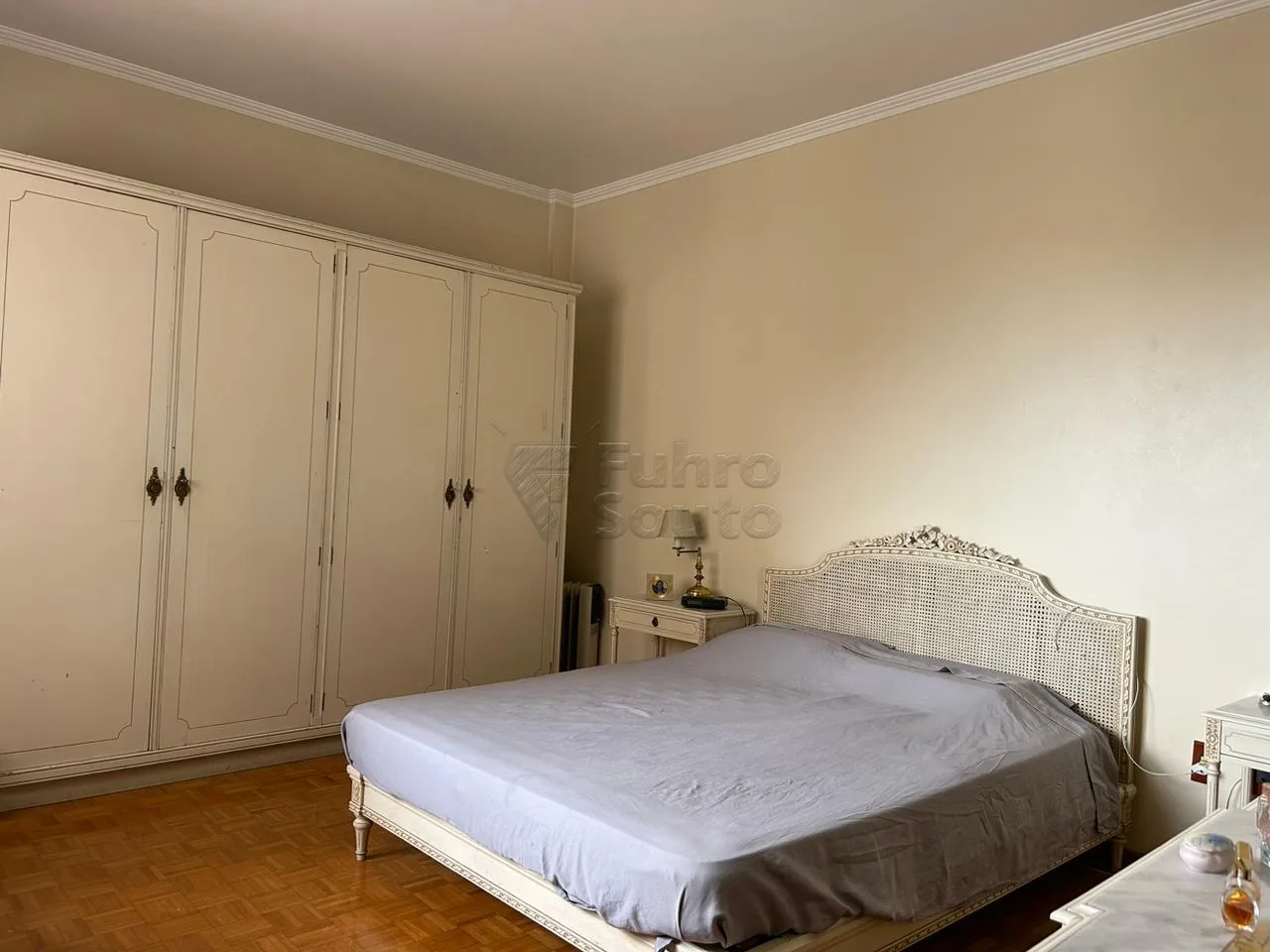 Comprar Apartamento / Padr&atilde;o em Pelotas R$ 320.000,00 - Foto 5