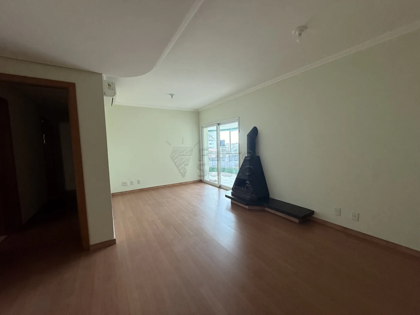 Comprar Apartamento / Padr&atilde;o em Pelotas R$ 650.000,00 - Foto 2
