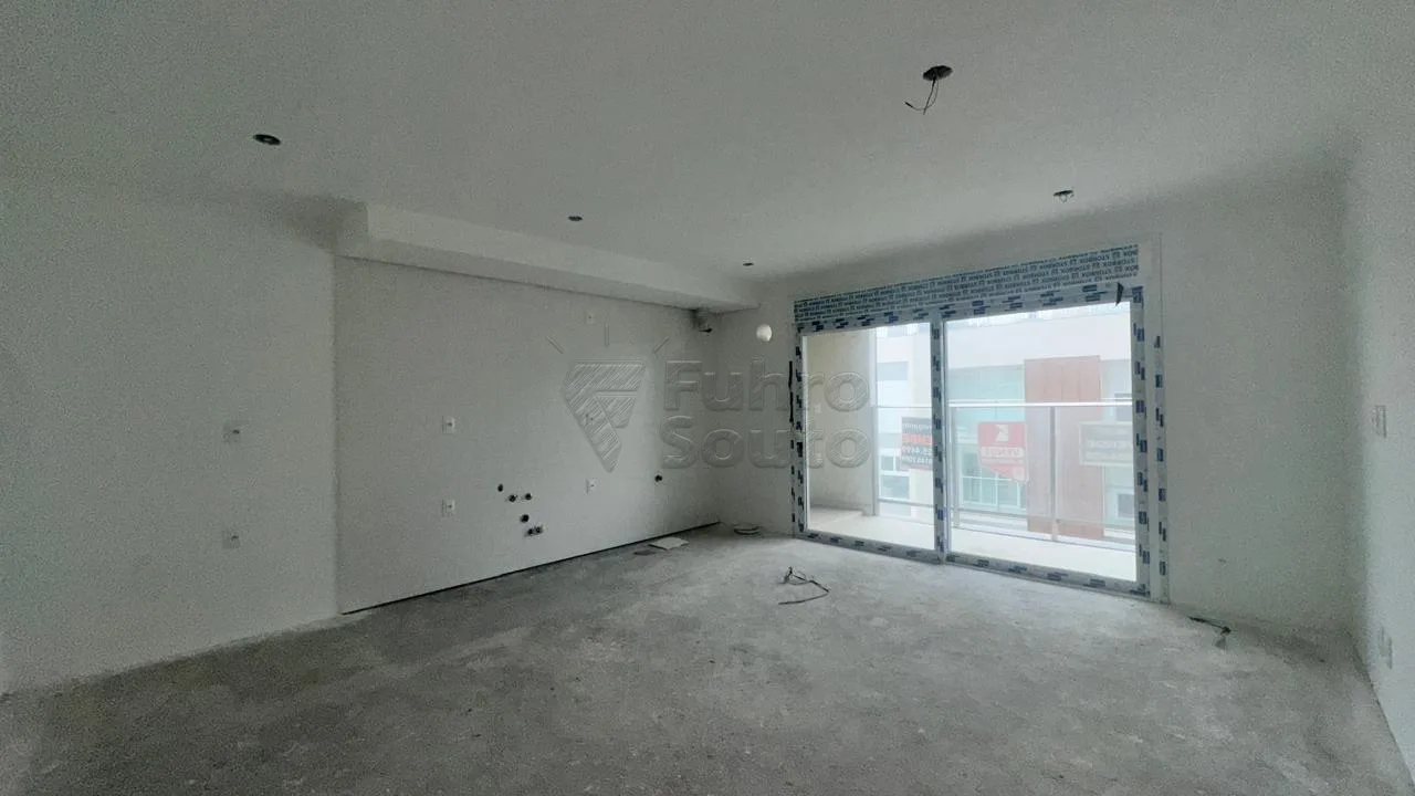 Comprar Apartamento / Padr&atilde;o em Pelotas R$ 490.000,00 - Foto 1