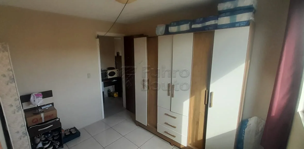 Comprar Apartamento / Padr&atilde;o em Pelotas R$ 109.000,00 - Foto 7