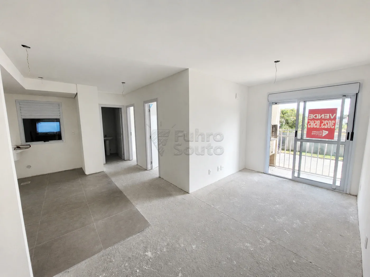 Comprar Apartamento / Padr&atilde;o em Pelotas R$ 235.000,00 - Foto 1