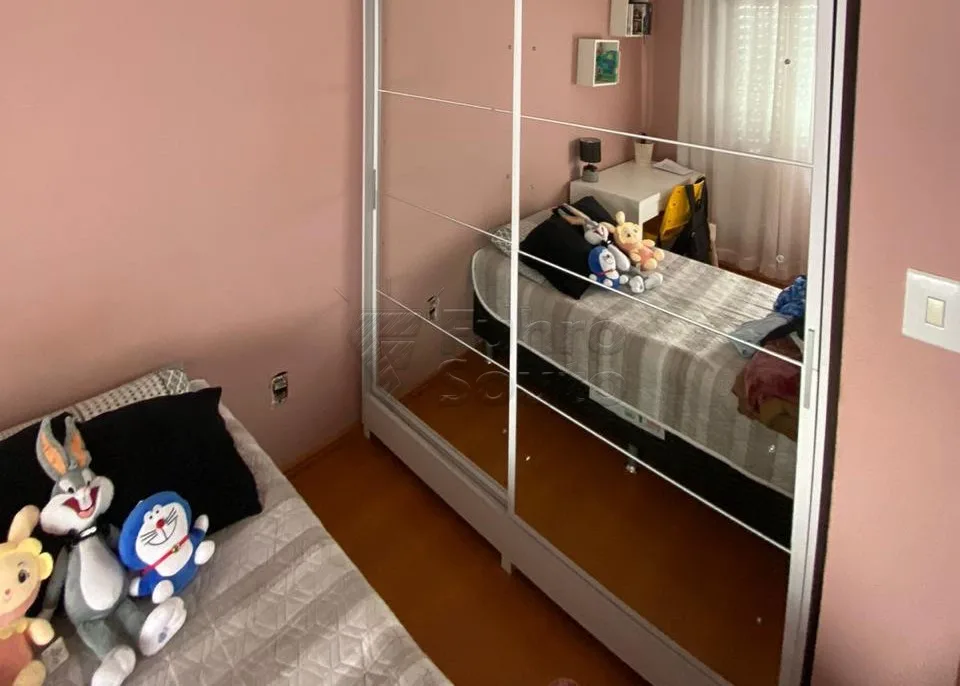 Comprar Apartamento / Padr&atilde;o em Pelotas R$ 280.000,00 - Foto 8