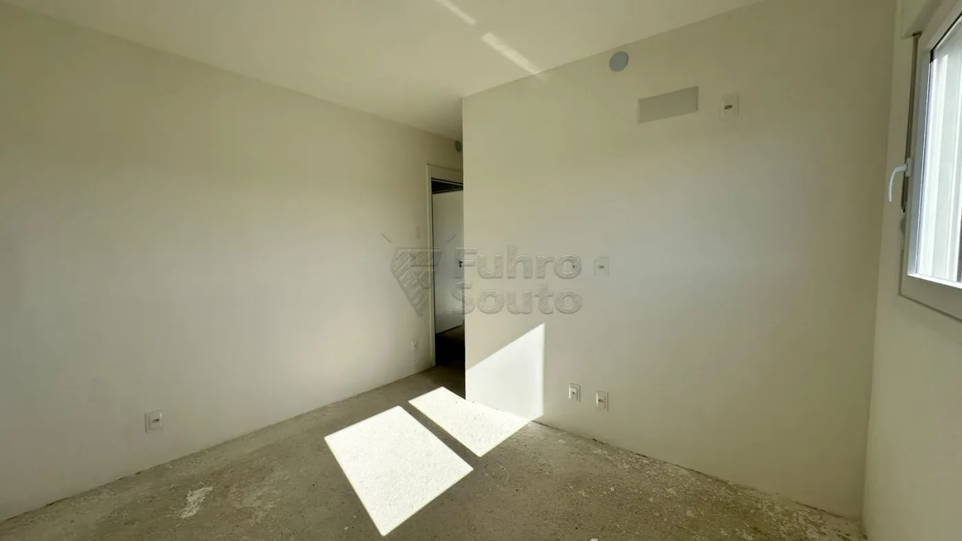Comprar Apartamento / Padr&atilde;o em Pelotas R$ 590.000,00 - Foto 7