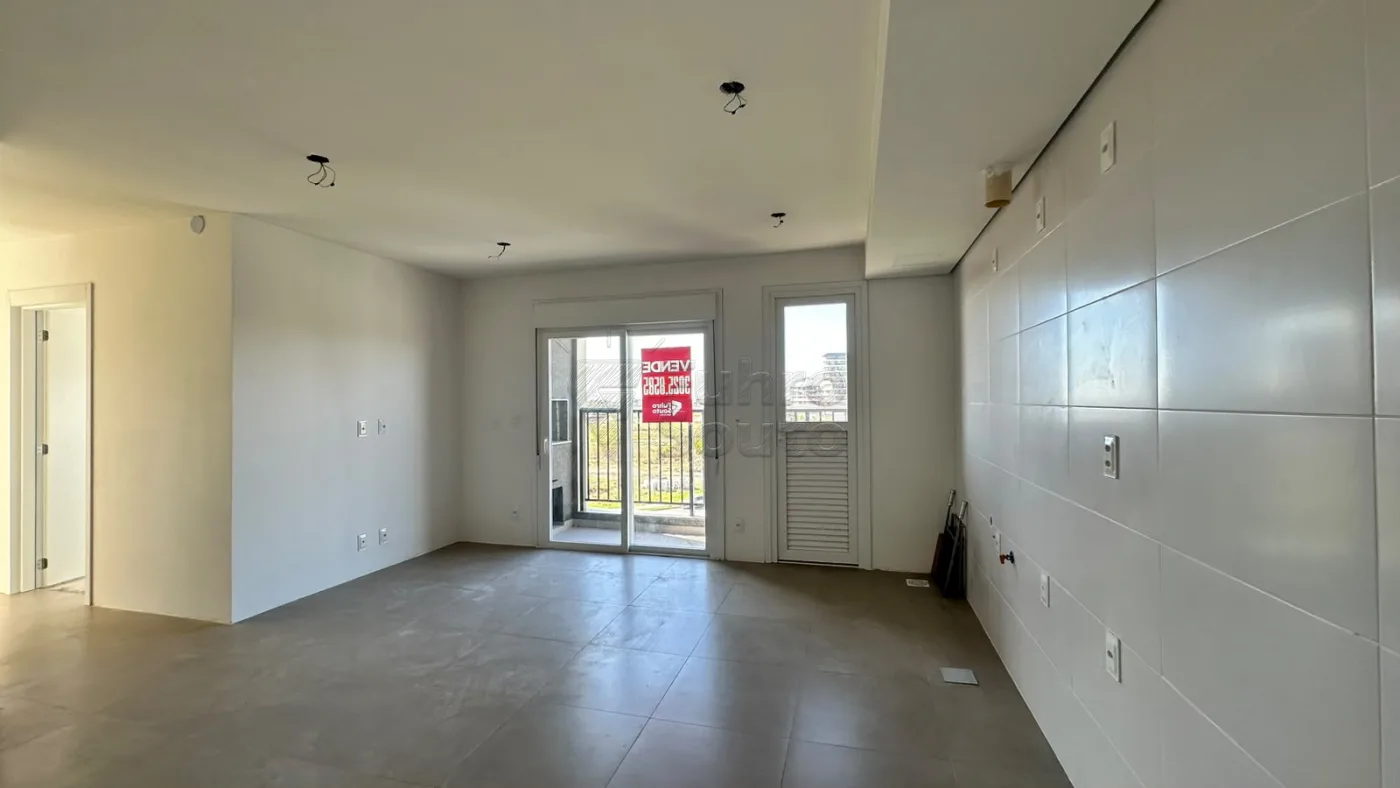 Comprar Apartamento / Padr&atilde;o em Pelotas R$ 590.000,00 - Foto 1