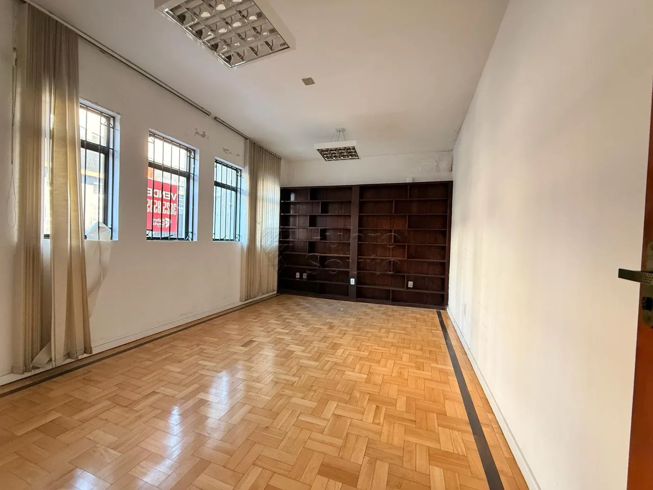 Comprar Comercial / Casa em Pelotas R$ 640.000,00 - Foto 2