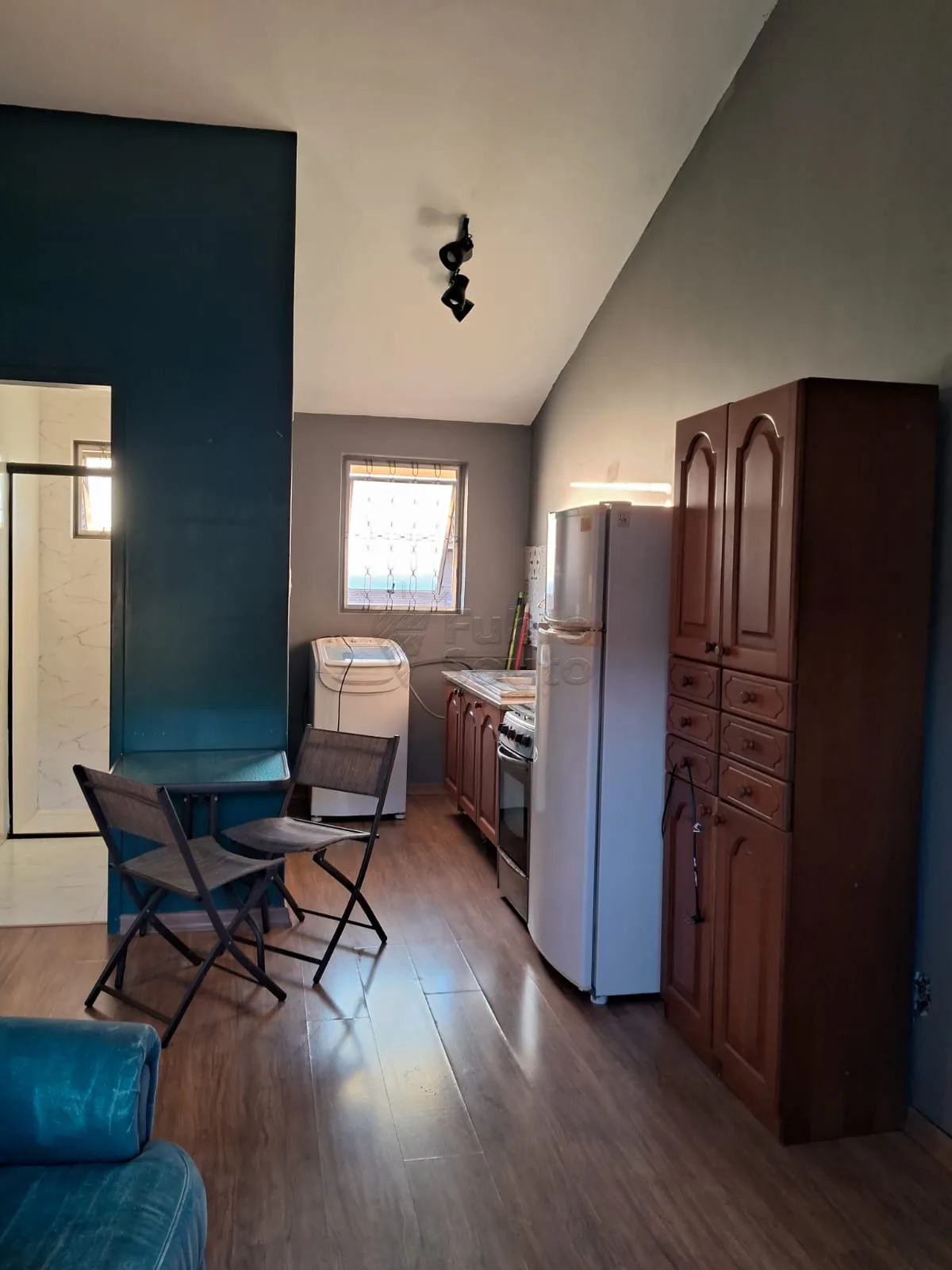 Comprar Apartamento / Padr&atilde;o em Pelotas R$ 155.000,00 - Foto 2