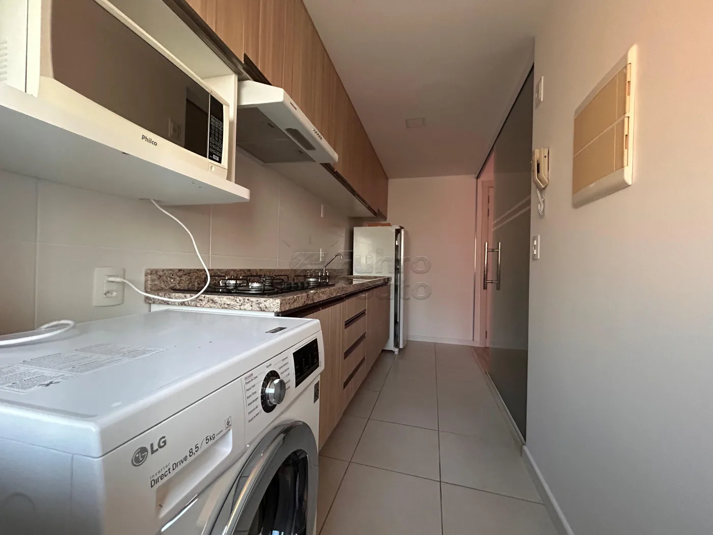 Comprar Apartamento / Padr&atilde;o em Pelotas R$ 360.000,00 - Foto 4